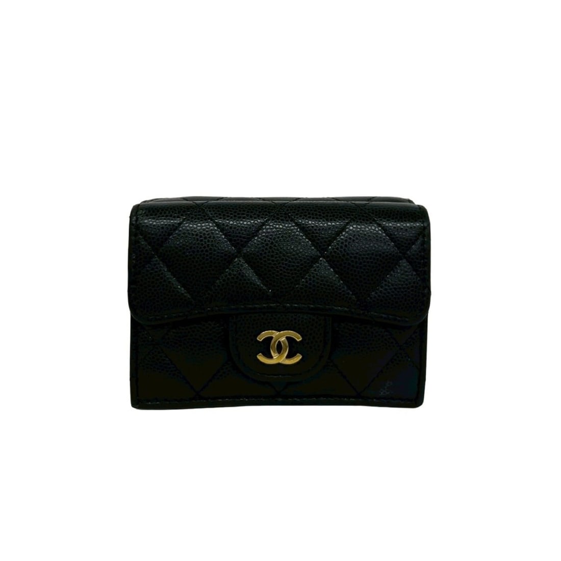 CHANEL Matelassé Coco Mark Caviar Leather Tri-fold Wallet Black 01390: --- Catalog ---Category: SizeSize (HxWxD): 7.5cm x 10.5cm x 3.5cm / 2.95'' x 4.13'' x 1.37''Category: DesignType: Wallet (tri-fold)Color: BlackGender: WomenMaterial: Grained Calfskin Category: General