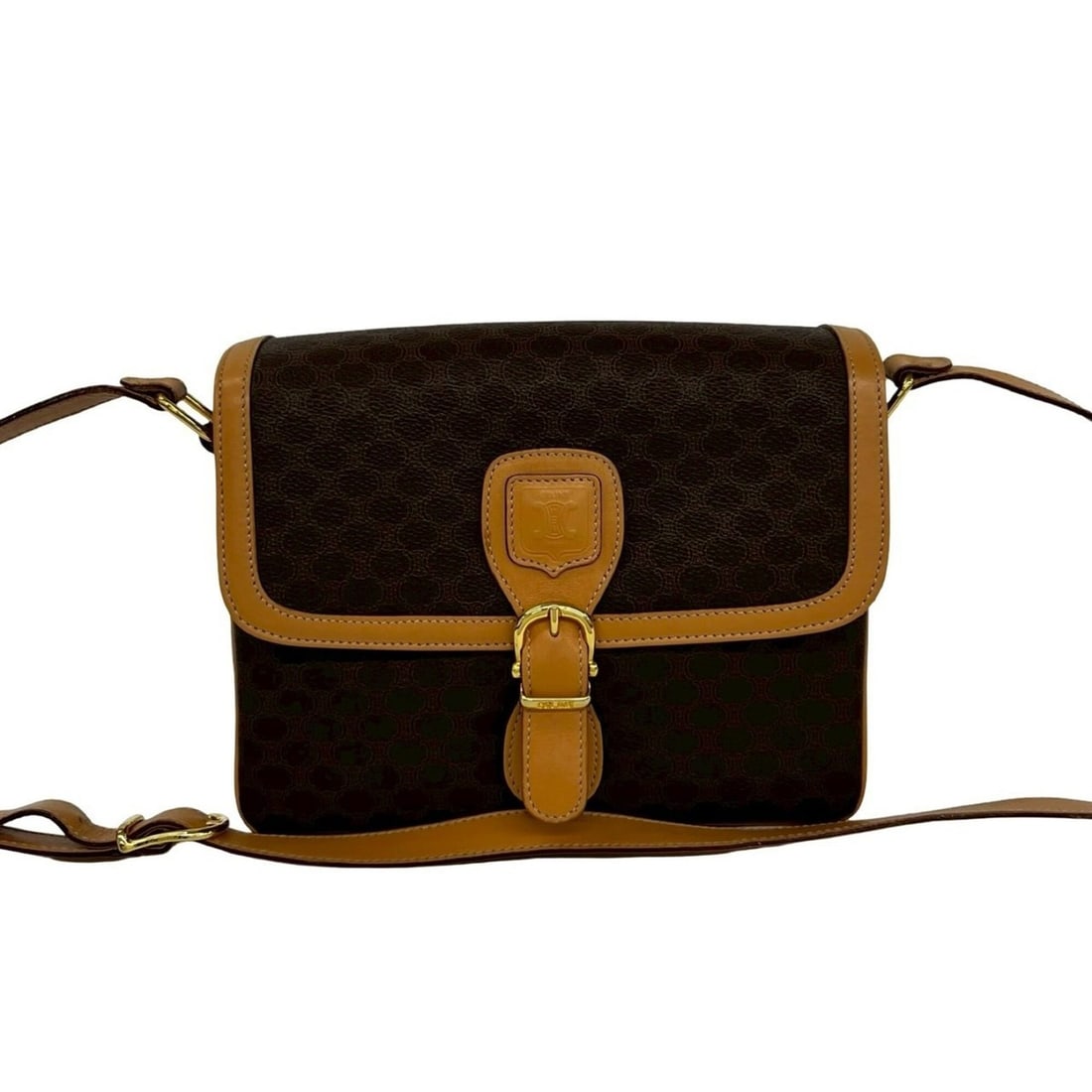 CELINE Vintage Macadam Blazon Triomphe Pattern Leather Shoulder Bag Pochette Sacoche Brown 68679: --- Catalog ---Category: SizeSize (HxWxD): 20.5cm x 24cm x 8.5cm / 8.07'' x 9.44'' x 3.34''Category: DesignType: Pochette, Shoulder bagColor: BrownGender: WomenMaterial: Leather , PVC Category: Genera