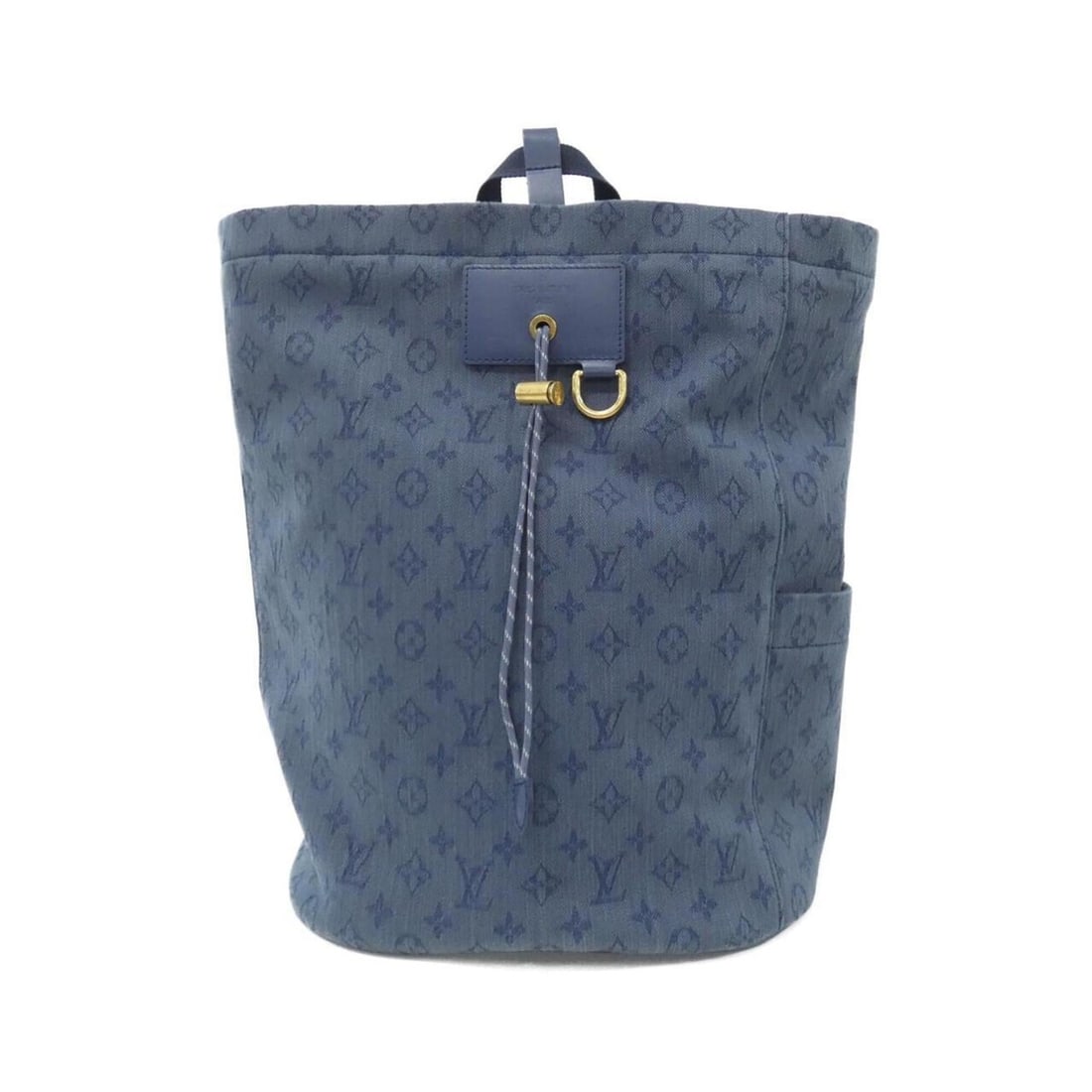 Louis Vuitton Monogram Denim Chalk Backpack M44617 (Rucksack): --- Catalog ---Category: SizeSize (HxWxD): 42cm x 31cm x 22cm / 16.53'' x 12.2'' x 8.66''Category: DesignType: BackpackColor: NavyGender: MenMaterial: Denim Hardware Color: Matte goldCategory: General