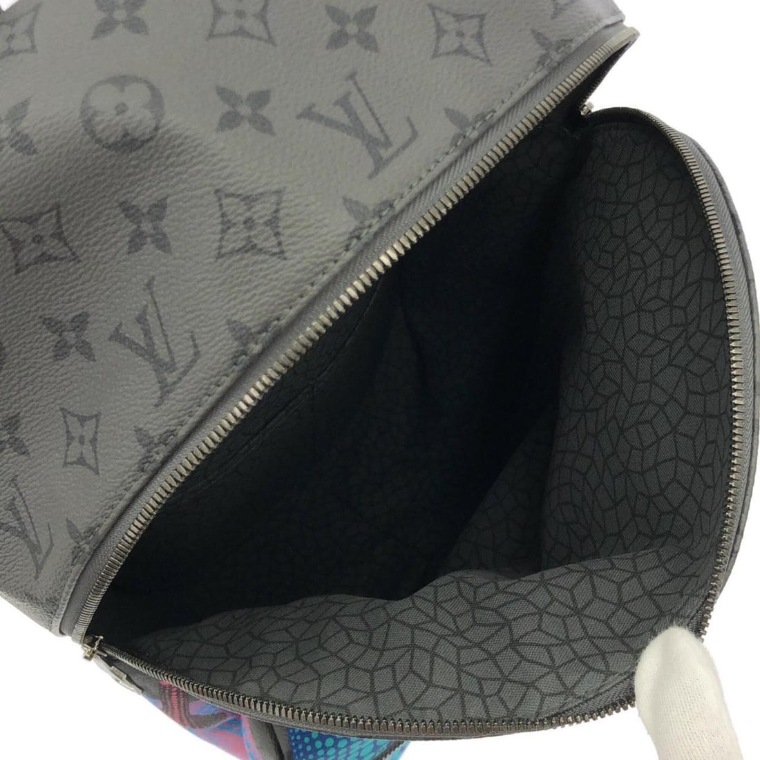 Louis Vuitton Monogram Eclipse Reverse (LV X Discovery Backpack M46440) - 8