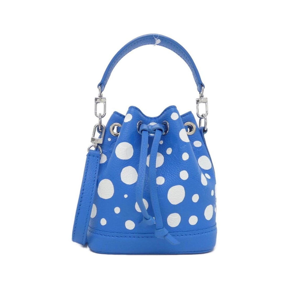 Louis Vuitton Monogram Empreinte (LV X YK) Nano Noe M81985 Shoulder Bag: --- Catalog ---Category: SizeSize (HxWxD): 16cm x 19cm x 10cm / 6.29'' x 7.48'' x 3.93''Category: DesignType: Shoulder bagColor: Blanc, BlueGender: WomenMaterial: Leather Hardware Color: SilverLeather