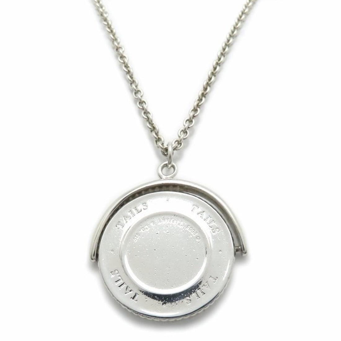 TIFFANY&Co. Tiffany Heads Tails Necklace, Coin Motif, SV925, Women's, 295652: --- Catalog ---Category: SizePendant Size: 22.9mm / 0.9''Neck Circumference: 46.5 cm / 18.3''Category: DesignGender: WomenMaterial: Silver 925Necklace Type: NecklaceCategory: GeneralBrand: Tiffany--- 