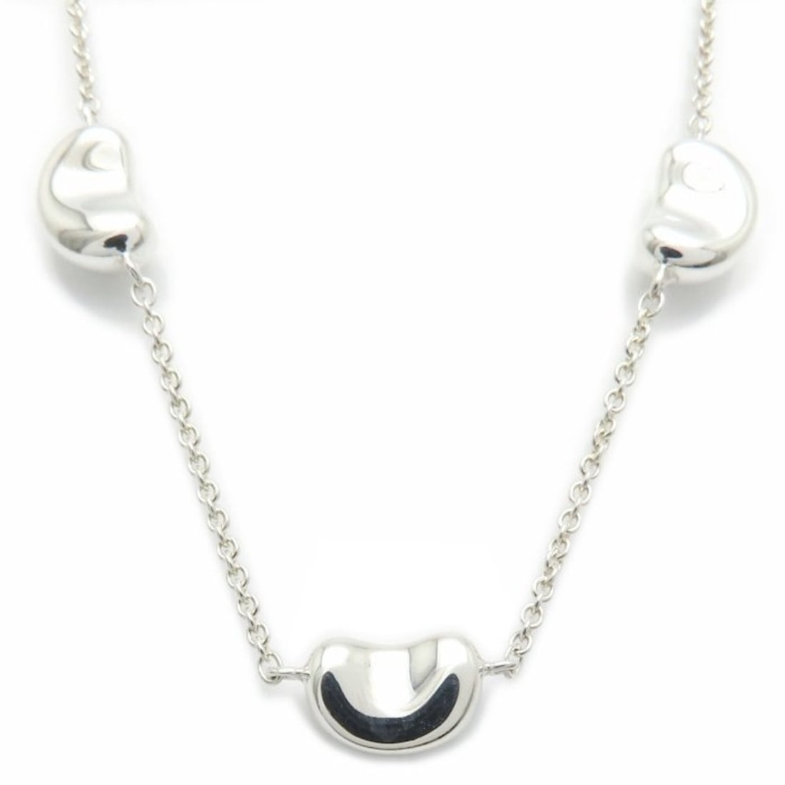 TIFFANY&Co. Tiffany Bean Necklace, 3 Motifs, SV925, Women's, 295688: --- Catalog ---Category: SizePendant Size: 7.2mm x 11mm / 0.28'' x 0.43''Neck Circumference: 42 cm / 16.53''Category: DesignGender: WomenMaterial: Silver 925Necklace Type: NecklaceCategory: GeneralBra