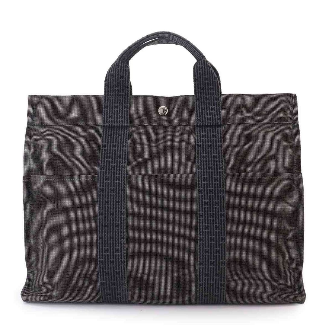 Hermes Herline Tote MM Handbag, Canvas, Gray, Silver Hardware: --- Catalog ---Category: SizeSize (HxWxD): 31.5cm x 42.5cm x 10.5cm / 12.4'' x 16.73'' x 4.13''Category: DesignType: Handbag, Tote bagColor: GrayGender: Women,MenMaterial: Canvas Category: GeneralBran