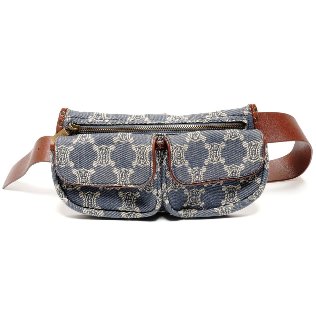 Celine denim Macadam Triomphe belt bag, body waist blue.: --- Catalog ---Category: SizeSize (HxWxD): 13cm x 25.5cm x 3cm / 5.11'' x 10.03'' x 1.18''Category: DesignColor: BlueGender: WomenCategory: GeneralBrand: CelineCountry of Origin: Italy--- Item List --