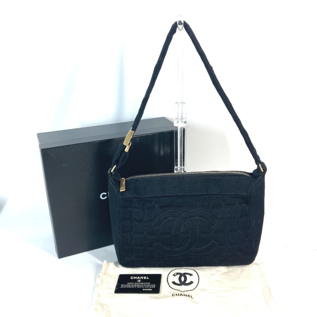 Chanel shoulder bag - 16