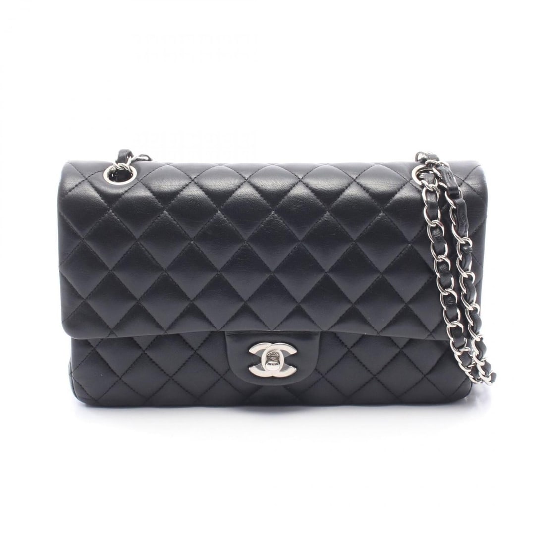 Chanel Matelassé Double Flap Shoulder Bag/Handbag, Lambskin Leather, Women's, Black: --- Catalog ---Category: SizeSize (HxWxD): 16cm x 25cm x 6.5cm / 6.29'' x 9.84'' x 2.55''Category: DesignType: Handbag, Shoulder bagColor: BlackGender: WomenMaterial: Leather Hardware Color: SilverLea