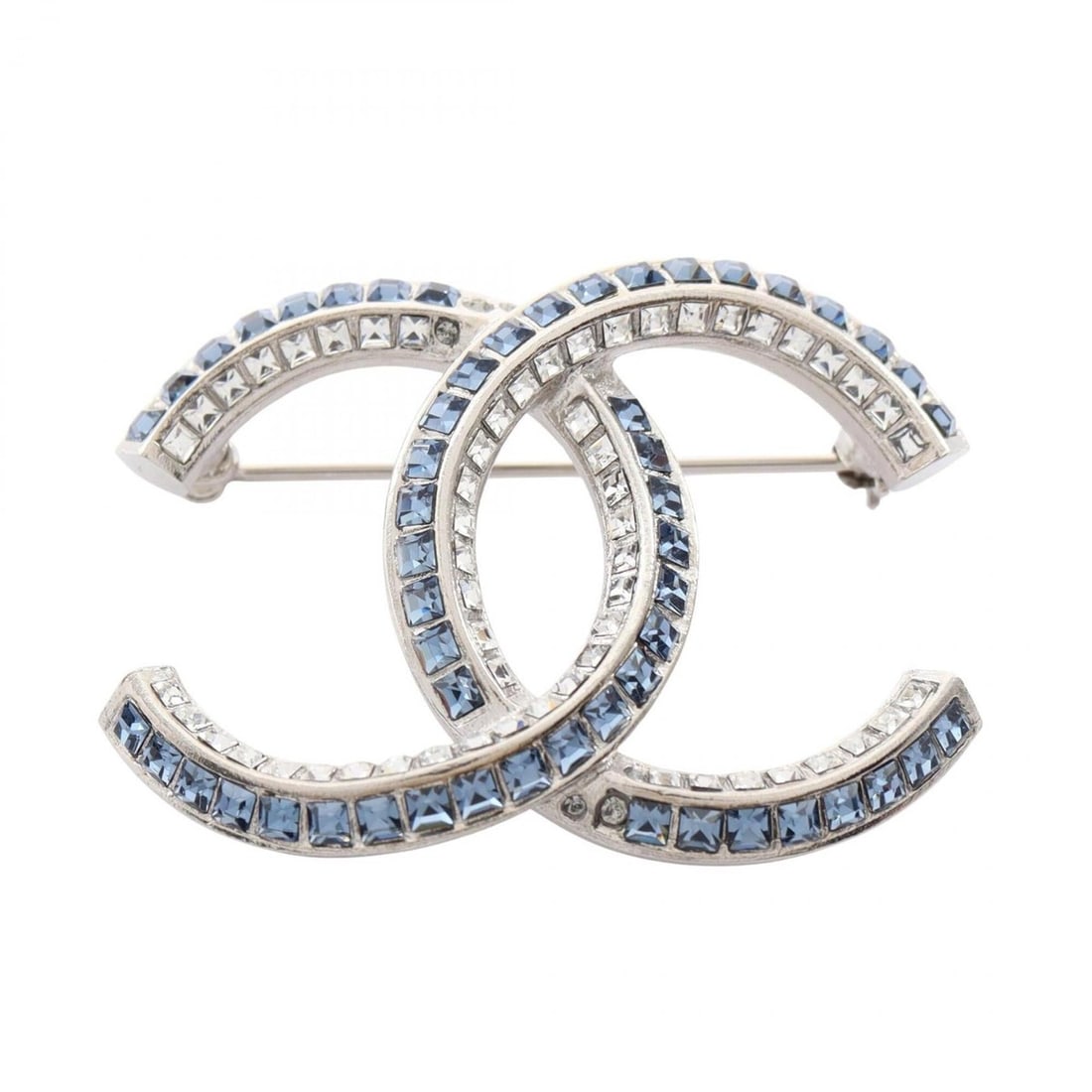 Chanel Coco Mark Brooch Accessory, Stainless Steel with Rhinestones, Women's, Silver, Blue, Clear,: --- Catalog ---Category: SizeSize (HxWxD): 30cm x 42cm / 11.81'' x 16.53''Category: DesignType: BroochColor: Blue, Clear, SilverGender: WomenMaterial: Rhinestone, Stainless steelCategory: GeneralMPN: 
