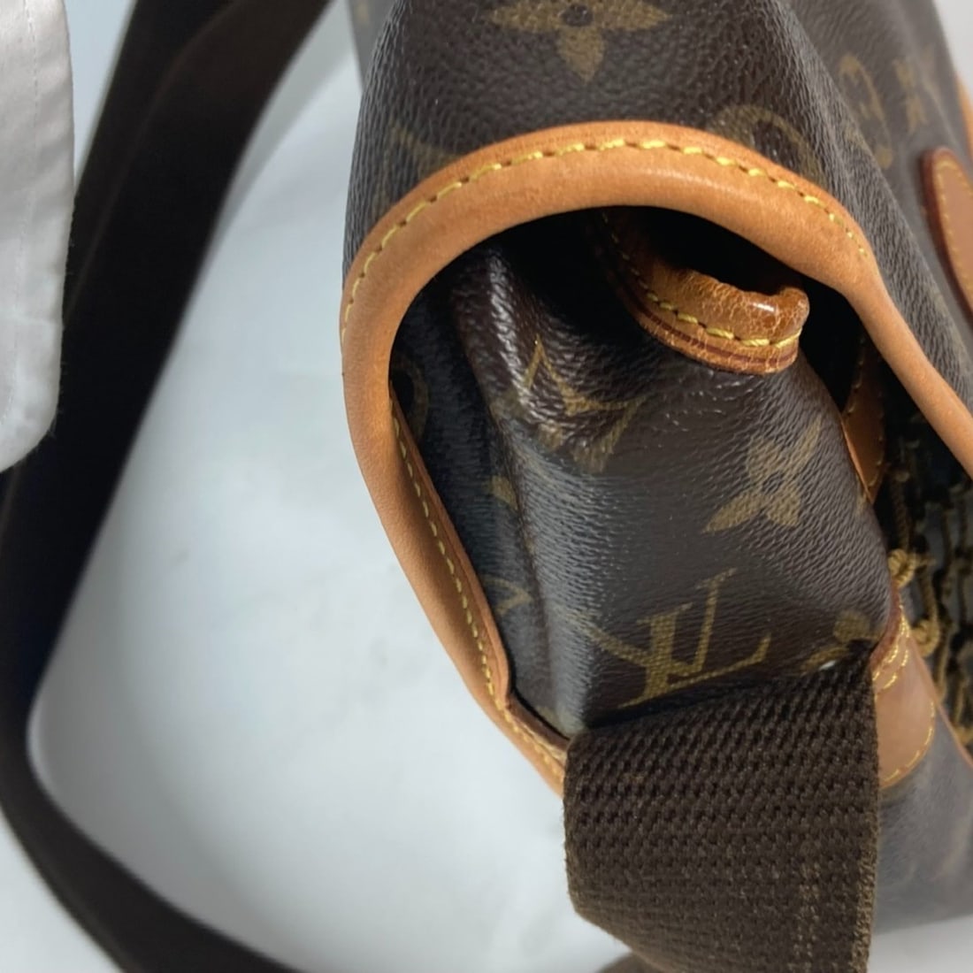 Chanel handbag - 10
