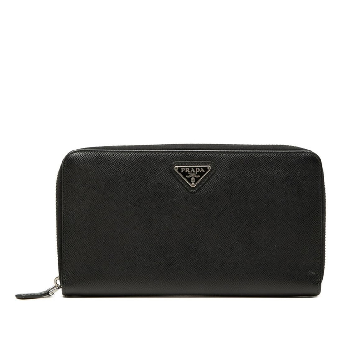 Prada Triangle Logo Plate Saffiano Travel Case Organizer Long Wallet Black Leather Women's PRADA: --- Catalog ---Category: SizeSize (HxWxD): 12cm x 21cm x 2.3cm / 4.72'' x 8.26'' x 0.9''Category: DesignType: Long wallet (bi-fold)Color: BlackGender: WomenClosure: ZipperMaterial: Leather Category: G