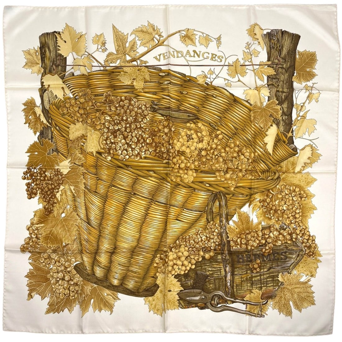 Hermes Carre 90 Vendanges Scarf/Muffler, Grape Harvest Design, Silk, Yellow/Ivory, Women's: --- Catalog ---Category: SizeSize (LxW): 89cm x 88cm / 35.03'' x 34.64''Category: DesignType: ScarfColor: Ivory, YellowGender: WomenMaterial: Silk 100%Category: GeneralBrand: Hermes--- Item List ---Se