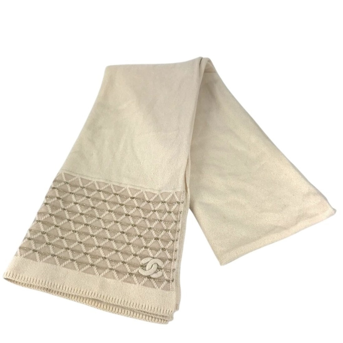 CHANEL 16A CC Coco Mark Logo Accessory Scarf, Cashmere Cotton, Men's & Women's, Beige: --- Catalog ---Category: SizeSize (LxW): 2.12m x 55.5cm / 83.46'' x 21.85''Category: DesignType: StoleColor: BeigeGender: Men,WomenMaterial: Cashmere , Cotton Category: GeneralBrand: Chanel--- Item Li