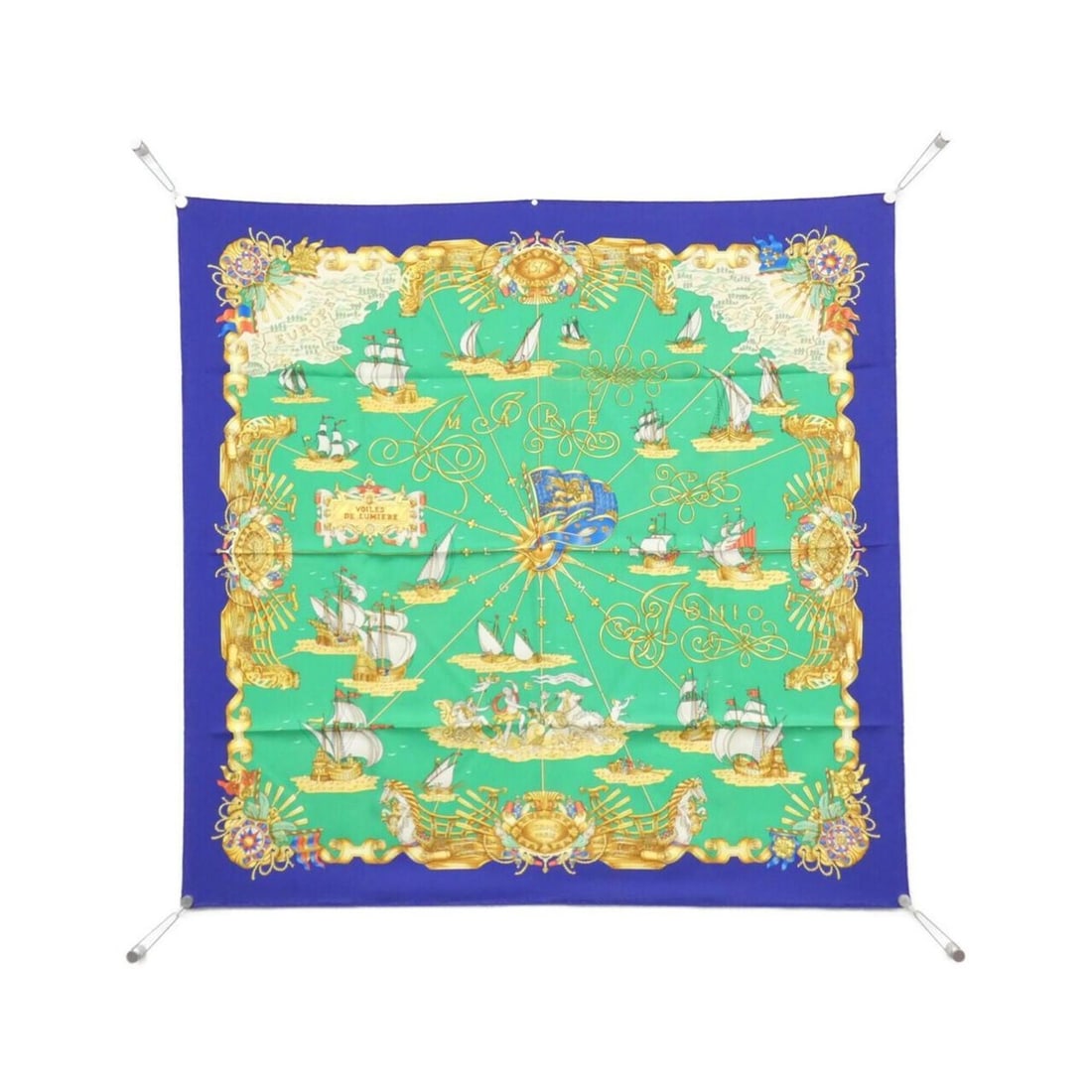 Hermes VOILES DE LUMIERE Carre Scarf Muffler: --- Catalog ---Category: SizeSize (LxW): 90cm x 90cm / 35.43'' x 35.43''Category: DesignType: ScarfColor: Blue, GreenGender: Women,MenMaterial: Silk Category: GeneralBrand: Hermes--- Item List ---Sect