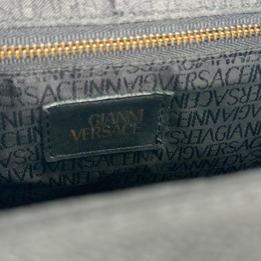 Louis Vuitton My Monogram Eclipse M73468 Scarf - 12