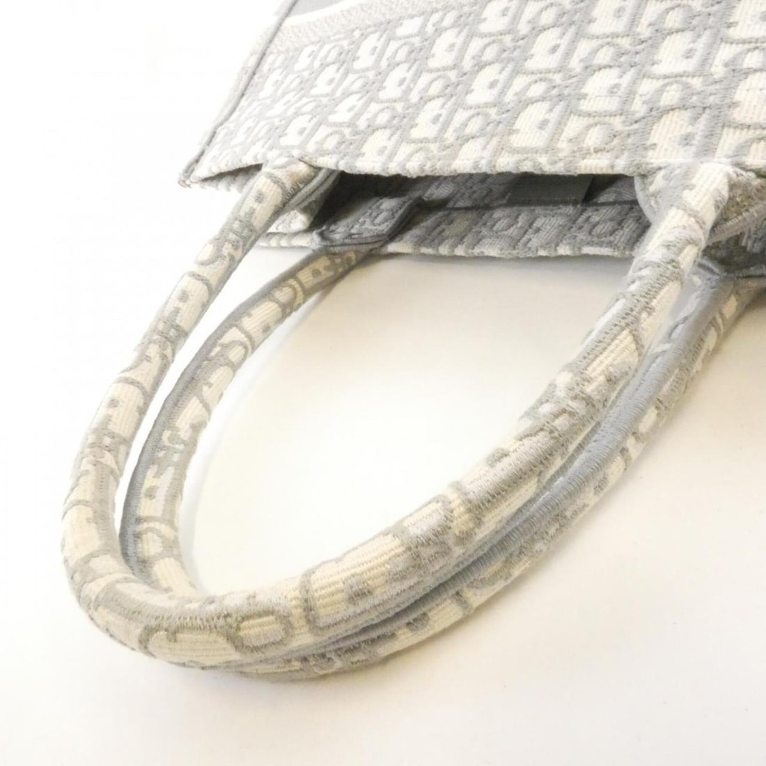 Louis Vuitton My Monogram Eclipse M73468 Scarf - 6