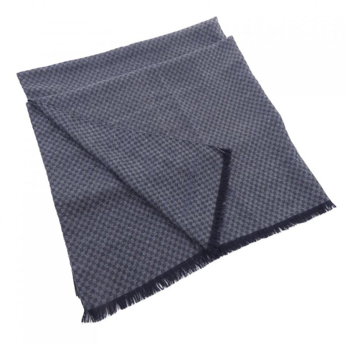 Louis Vuitton Etol Damier Obsession M70054 Scarf/Stole: --- Catalog ---Category: SizeSize (LxW): 1.96m x 91.5cm / 77.16'' x 36.02''Category: DesignType: StoleColor: Black, GrayGender: MenMaterial: Cashmere 70%, Silk 30%Category: GeneralMPN: M70054Brand: