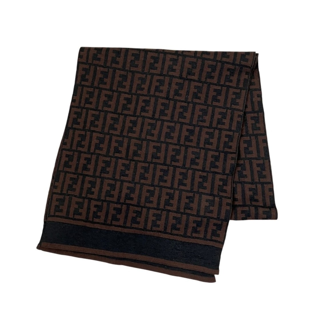 FENDI Vintage Zucca Pattern Knit Scarf, Brown x Black, Men's: --- Catalog ---Category: SizeSize (LxW): 1.9m x 40cm / 74.8'' x 15.74''Category: DesignColor: Black, BrownGender: MenMaterial: Zucca Category: GeneralBrand: Fendi--- Item List ---Section: ConditionRan