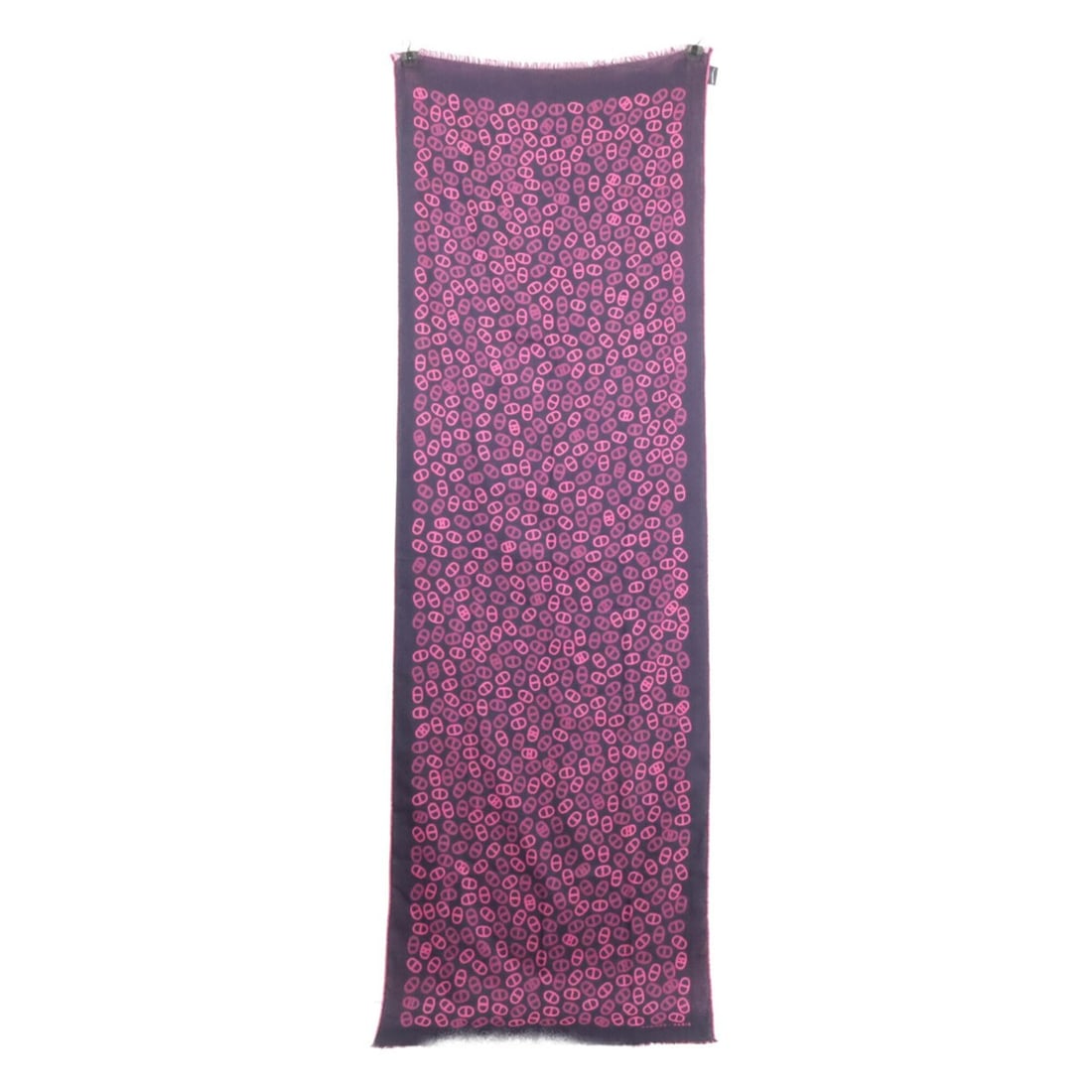 HERMES Chaine d'Ancre pattern cashmere silk stole/scarf in black and pink for men.: --- Catalog ---Category: SizeSize (LxW): 1.86m x 59cm / 73.22'' x 23.22''Category: DesignType: StoleColor: Black, PinkGender: MenMaterial: Cashmere Category: GeneralBrand: Hermes--- Item List ---Secti