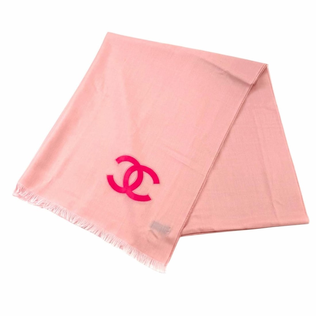 CHANEL 23C Cashmere Silk Blend Coco Mark Fringe Large Stole/Scarf Shawl Pink Made in Italy Women's: --- Catalog ---Category: SizeSize (LxW): 2.02m x 76.5cm / 79.92'' x 30.11''Category: DesignType: StoleColor: PinkGender: WomenMaterial: Cashmere , Silk Category: GeneralMPN: 23CBrand: ChanelCountry of