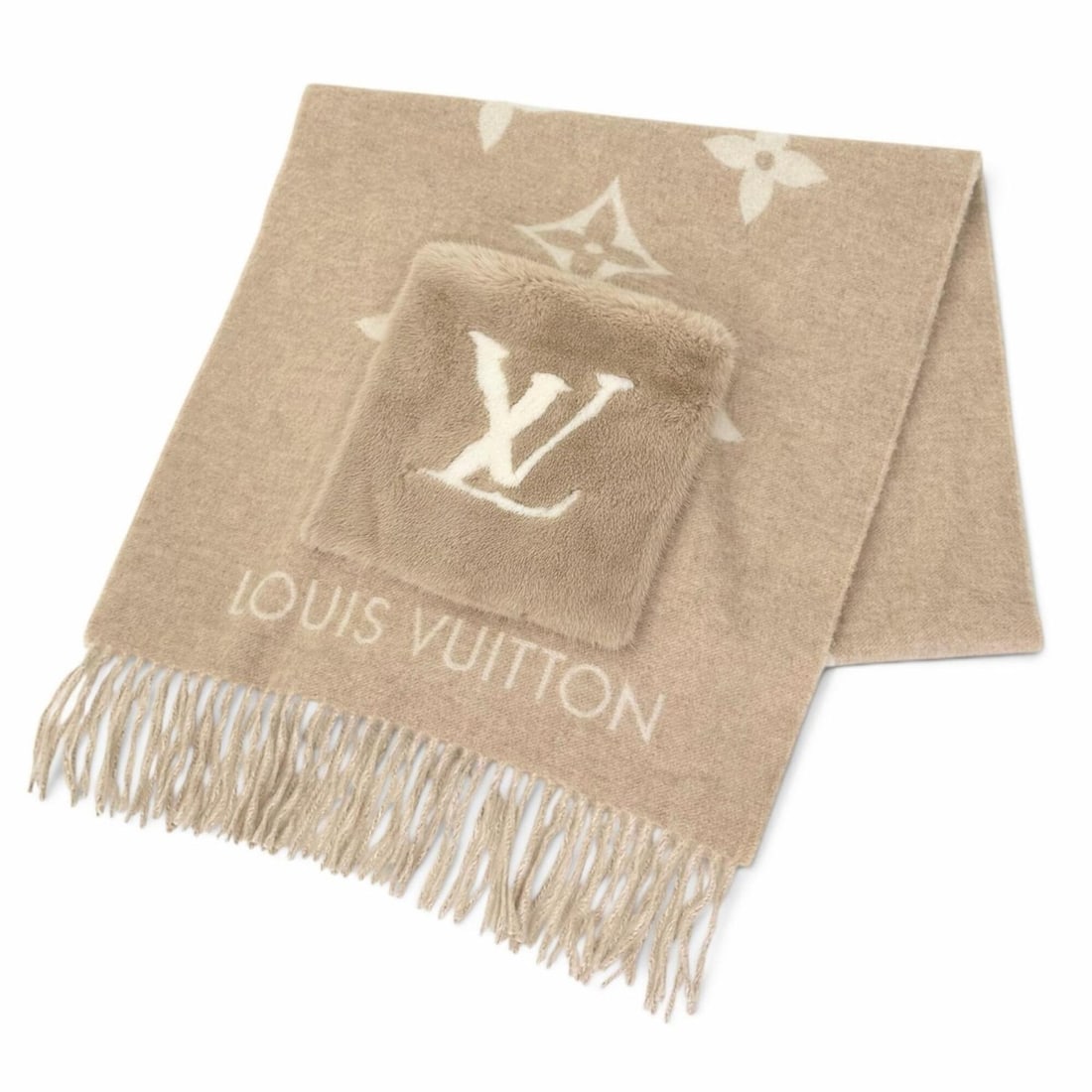 LOUIS VUITTON M74354 Echarpe Cold Reykjavik Cashmere Mink Fur Scarf, Beige, Made in Italy,: --- Catalog ---Category: SizeSize (LxW): 1.72m x 44.5cm / 67.71'' x 17.51''Category: DesignType: StoleColor: BeigeGender: WomenMaterial: Cashmere , Fur Leather/Fur Type: Mink furCategory: GeneralMPN: 