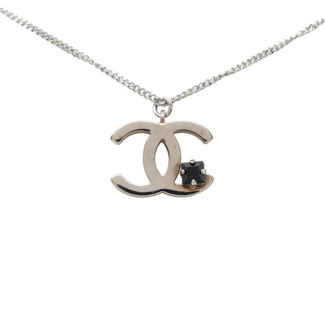 Chanel Coco Mark Pendant Necklace 05P Silver Metal Black Stone Women's CHANEL: --- Catalog ---Category: SizePendant Size: 16mm x 18.8mm / 0.62'' x 0.74''Neck Circumference: 44 cm / 17.32''Category: DesignColor: SilverGender: WomenMaterial: MetalNecklace Type: NecklaceCategory: G