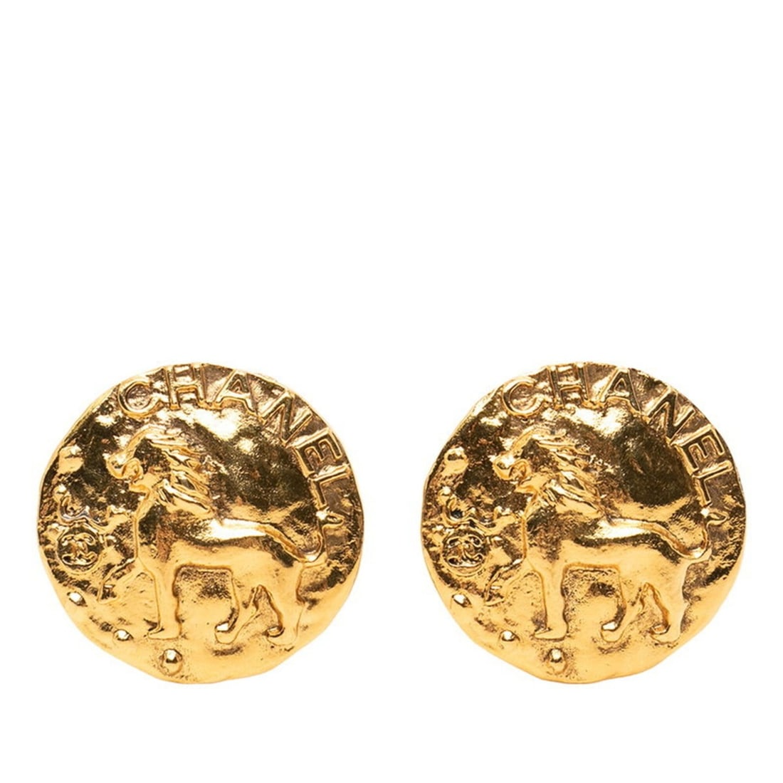 Chanel Lion Motif Vintage Earrings, Size 23, Gold Plated, Women's.: --- Catalog ---Category: SizeSize (HxWxD): 28.30mm x 29.10mm / 1.11'' x 1.15''Category: DesignType: Clip earringsColor: GoldGender: WomenCategory: GeneralBrand: Chanel--- Item List ---Section: Conditi