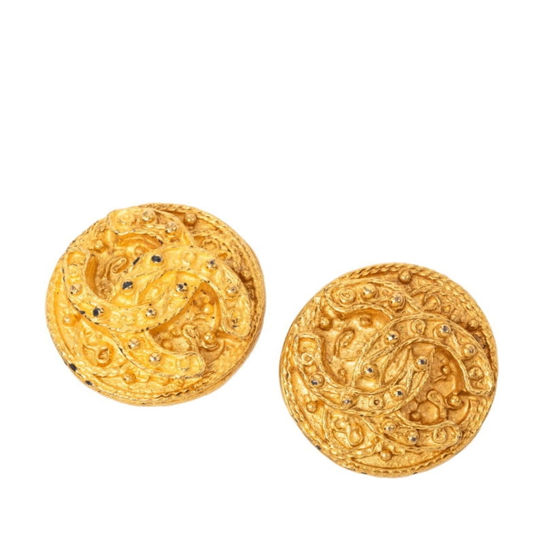 Chanel Vintage Coco Mark Earrings, Gold Plated, Women's CHANEL: --- Catalog ---Category: SizeSize (HxWxD): 24.70mm x 24.70mm / 0.97'' x 0.97''Category: DesignType: Clip earringsColor: GoldGender: WomenMaterial: Gold platingCategory: GeneralBrand: Chanel--- Item Li