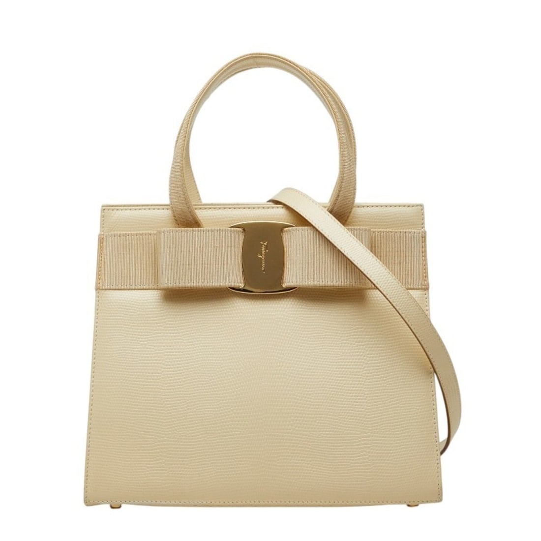 Salvatore Ferragamo Vara Handbag Shoulder Bag 2WAY BA214178 Ivory Leather Women's: --- Catalog ---Category: SizeSize (HxWxD): 21cm x 24.5cm x 10cm / 8.26'' x 9.64'' x 3.93''Category: DesignType: Handbag, Shoulder bagColor: IvoryGender: WomenMaterial: Leather Category: GeneralBrand: 