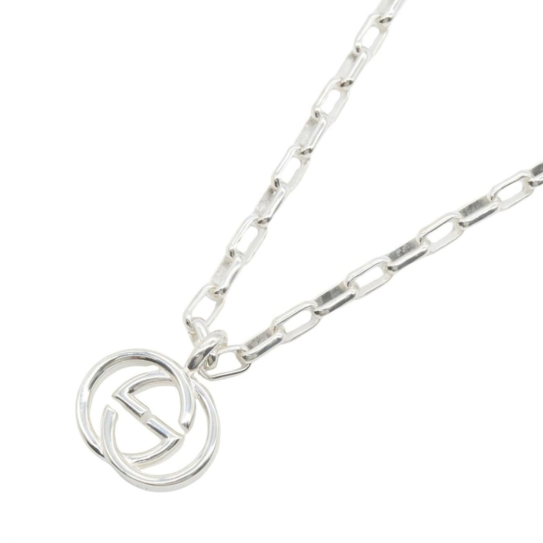 Gucci necklace, sterling silver (925), men's and women's, tone.: --- Catalog ---Category: SizePendant Size: 22mm x 20mm / 0.86'' x 0.78''Neck Circumference: 49.5 cm / 19.48''Category: DesignColor: SilverGender: Men,WomenMaterial: Silver 925Necklace Type: NecklaceCa