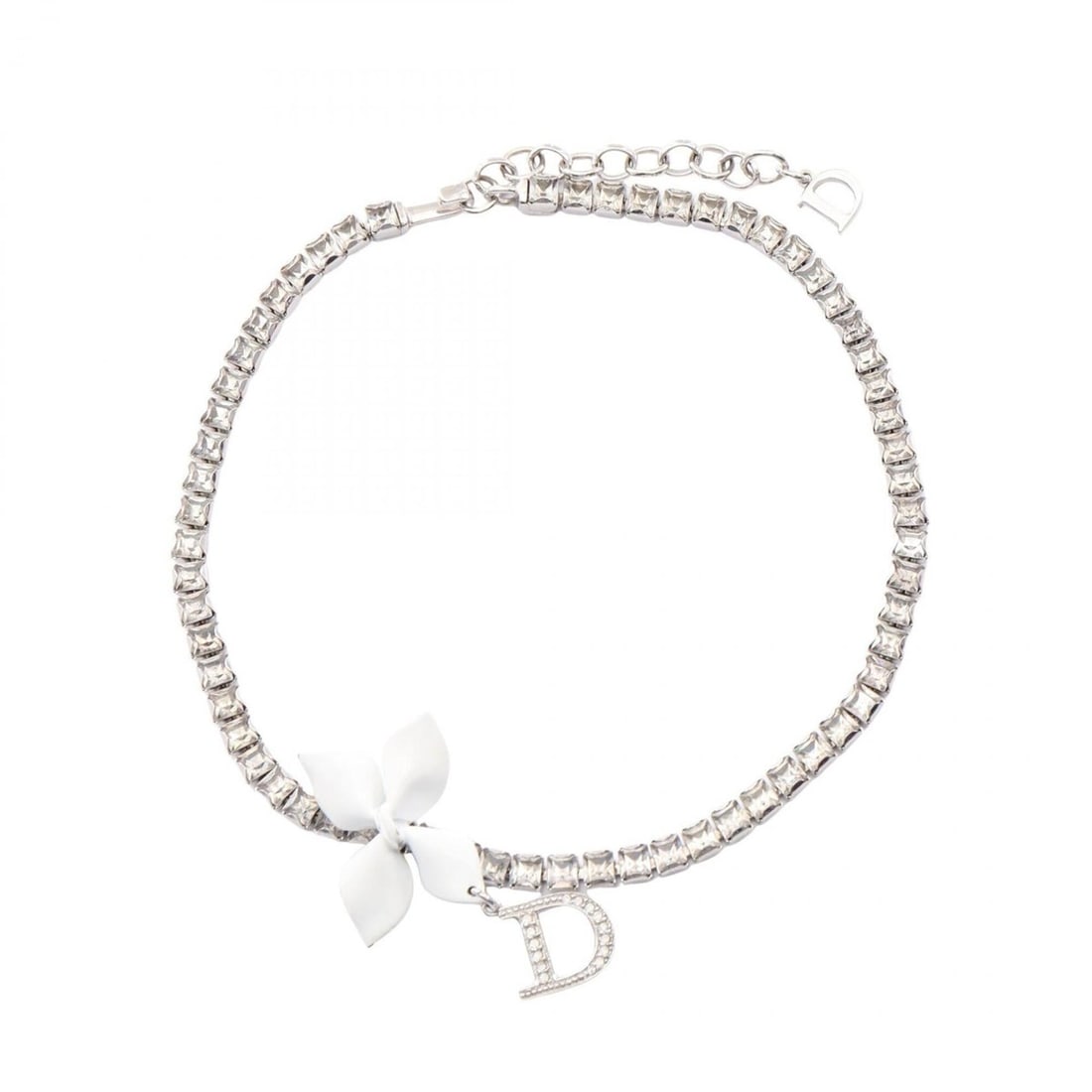 Christian Dior Dior logo choker accessory, stainless steel with rhinestones, women's, available in: --- Catalog ---Category: SizePendant Size: 51mm x 32mm / 2'' x 1.25''Neck Circumference: 32.5 cm - 37 cm / 12.79'' - 14.56''Category: DesignColor: Clear, Silver, WhiteGender: WomenMaterial: Rhinestone