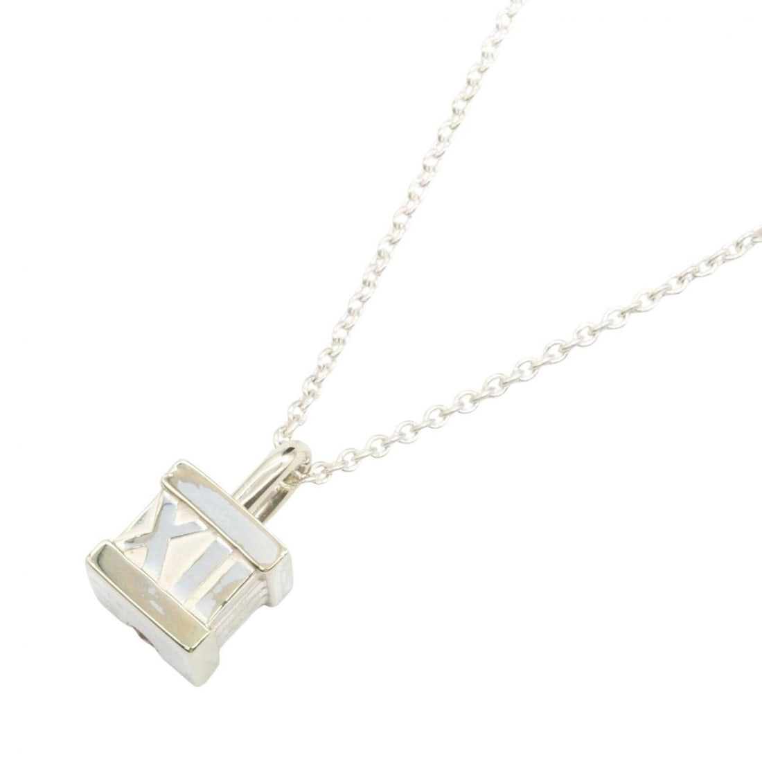 Tiffany & Co. Atlas Cube Necklace, Sterling Silver 925, Women's Jewelry, Tone: --- Catalog ---Category: SizePendant Size: 15mm x 9mm / 0.59'' x 0.35''Neck Circumference: 45.5 cm / 17.91''Category: DesignColor: SilverGender: WomenMaterial: Silver 925Necklace Type: NecklaceCategor