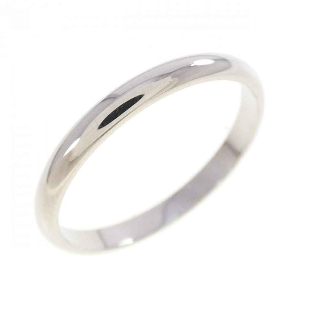 Cartier wedding ring: --- Catalog ---Category: SizeUS Size: 8.5Brand Size: 57Category: DesignType: Wedding ringColor: PlatinumGender: Women,MenMaterial: Platinum 950Category: GeneralMPN: B4012500Brand: Cartier--- Item List