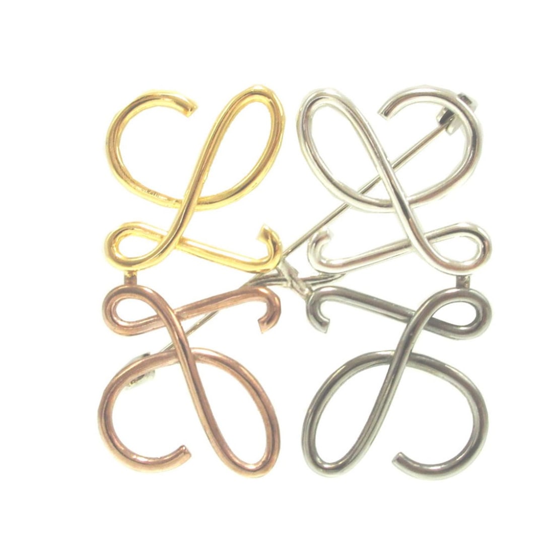 Loewe Anagram Metal Gold Silver Bronze Gunmetal Brooch 1616LOEWE: --- Catalog ---Category: SizeSize (HxWxD): 5cm x 5cm / 1.96'' x 1.96''Category: DesignType: BroochColor: Bronze, Gold, SilverGender: WomenMaterial: MetalCategory: GeneralBrand: Loewe--- Item List ---S