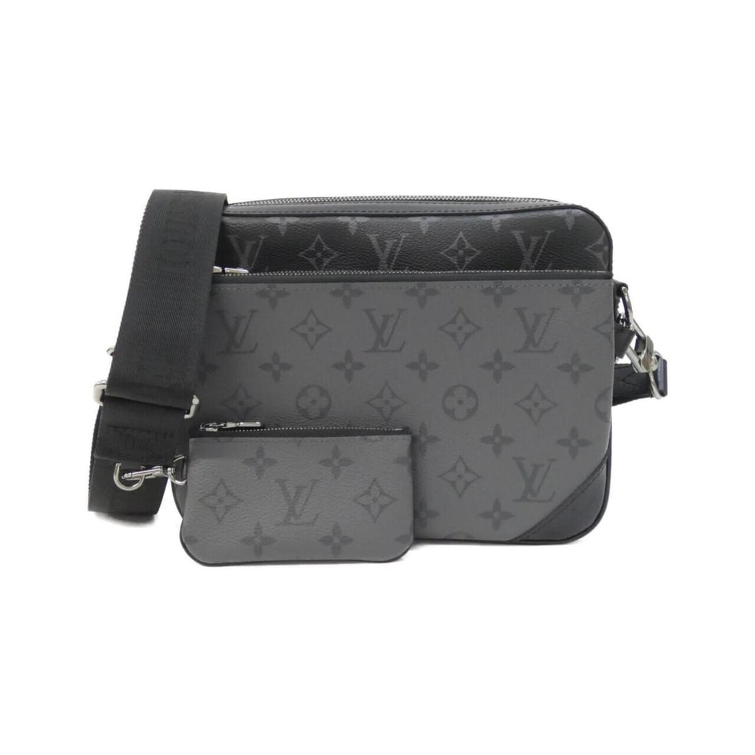 Louis Vuitton Monogram Eclipse Reverse Trio Messenger M69443 Shoulder Bag: --- Catalog ---Category: SizeSize (HxWxD): 18cm x 25cm x 5cm / 7.08'' x 9.84'' x 1.96''Category: DesignType: Shoulder bagColor: BlackGender: MenMaterial: Coated canvas Category: GeneralMPN: