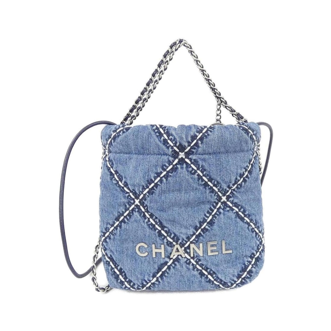 Chanel 22 Line MINI AS3980 Handbag: --- Catalog ---Category: SizeSize (HxWxD): 19cm x 18cm x 6cm / 7.48'' x 7.08'' x 2.36''Category: DesignType: HandbagColor: BlueGender: WomenMaterial: Denim Category: GeneralMPN: AS3980Brand: