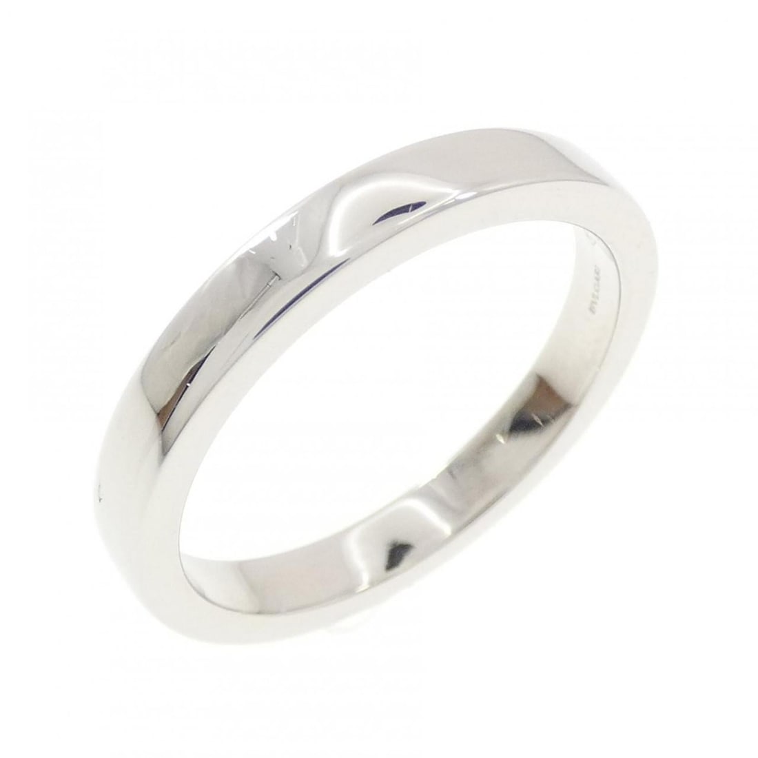 Bvlgari PT950 Ring: --- Catalog ---Category: SizeJP Size: 16US Size: 8Category: DesignType: Band ringGender: Men,WomenMaterial: Platinum 950Category: GeneralBrand: Bvlgari--- Item List ---Section: ConditionRanking: Rank
