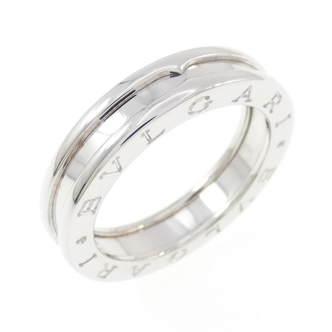 Bvlgari B.zero1 1-band ring: --- Catalog ---Category: SizeJP Size: 16US Size: 8Category: DesignType: Band ringGender: Women,MenMaterial: White gold (18K)Category: GeneralLine: B.zero1Brand: Bvlgari--- Item List ---Section: