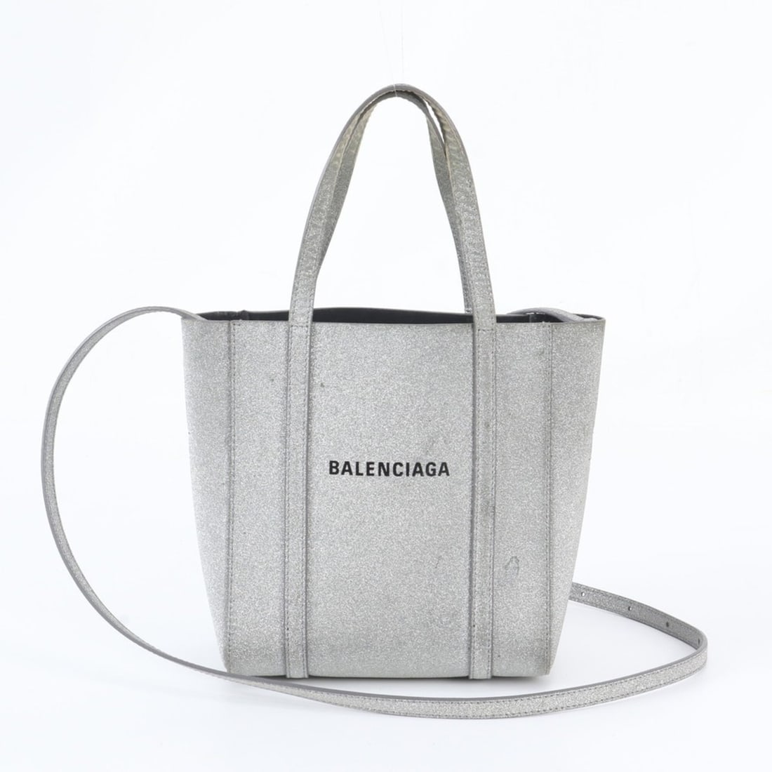 Balenciaga Everyday Tote Bag, XXS, Leather, 2-Way Shoulder Bag/Handbag, Silver, Women's: --- Catalog ---Category: SizeSize (HxWxD): 22cm x 20cm x 10cm / 8.66'' x 7.87'' x 3.93''Category: DesignType: Handbag, Shoulder bag, Tote bagColor: SilverGender: WomenMaterial: Leather Category: Gener