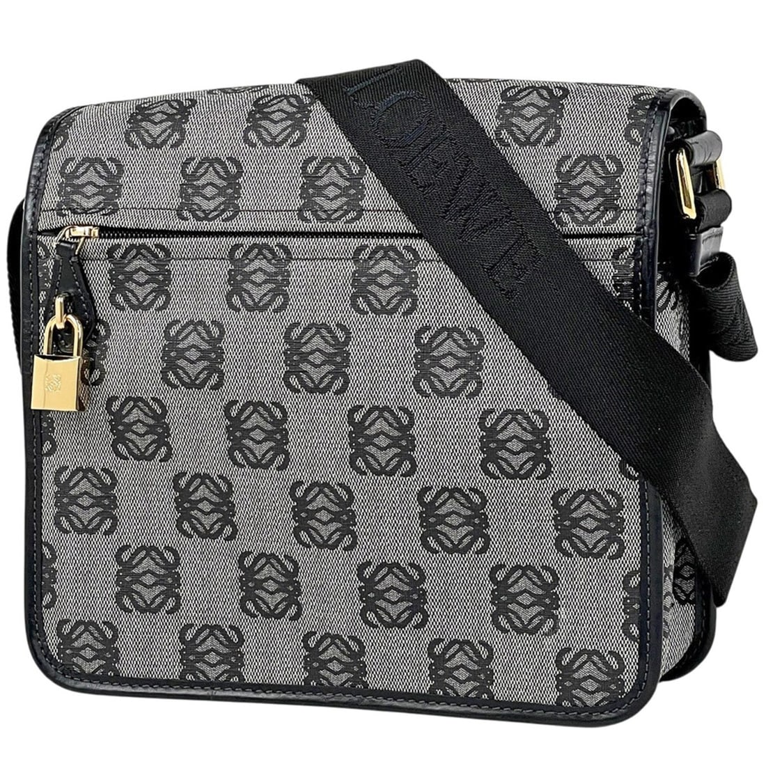 Loewe Repeat Anagram Shoulder Bag, Coated Canvas, Black/Gray, Women's: --- Catalog ---Category: SizeSize (HxWxD): 22cm x 24.5cm x 5cm / 8.66'' x 9.64'' x 1.96''Category: DesignType: Shoulder bagColor: Black, GrayGender: WomenMaterial: Coated canvas , Leather Category: Ge