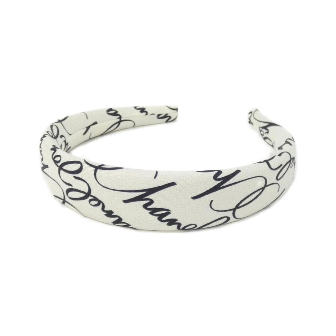 Chanel AA9914 Headband: --- Catalog ---Category: SizeSize (LxW): 2.8cm / 1.1''Category: DesignType: Alice bandColor: Black, WhiteGender: WomenMaterial: SilkCategory: GeneralMPN: AA9914Brand: Chanel--- Item List ---Section: