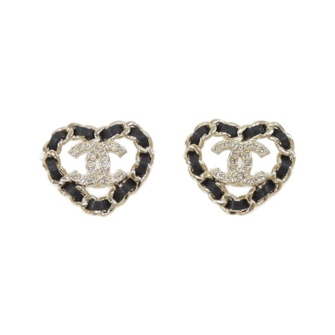 Chanel ABG335 Earrings: --- Catalog ---Category: SizeSize (HxWxD): 18.00mm x 0.20mm / 0.71'' x 0.01''Category: DesignType: Stud earringsColor: Black, GoldGender: WomenCategory: GeneralMPN: ABG335Brand: Chanel--- Item List --