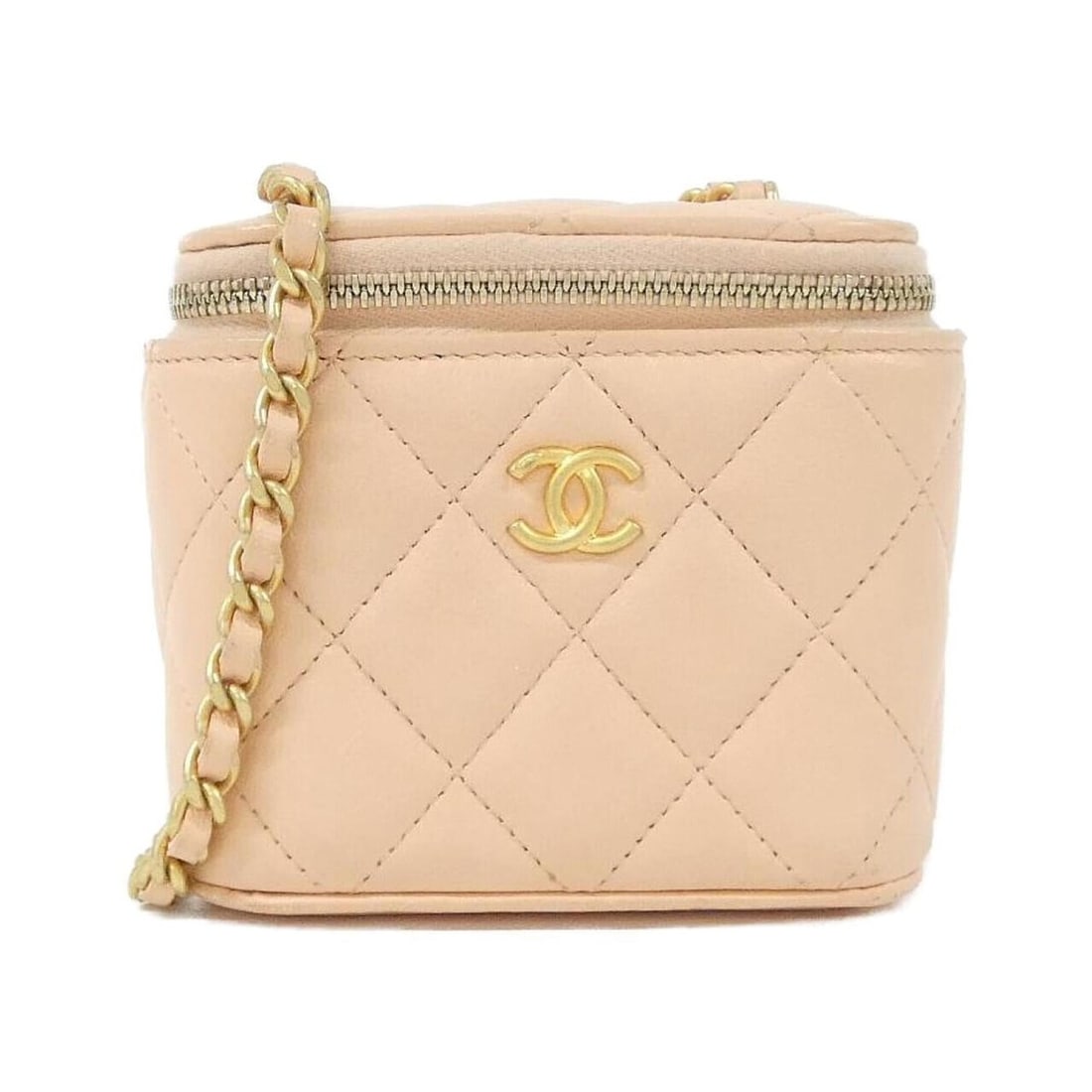 Chanel AP1447 Shoulder Bag: --- Catalog ---Category: SizeSize (HxWxD): 9cm x 10cm x 7cm / 3.54'' x 3.93'' x 2.75''Category: DesignType: Shoulder bagColor: PinkGender: Women,MenCategory: GeneralMPN: AP1447Brand: Chanel--- Item Li