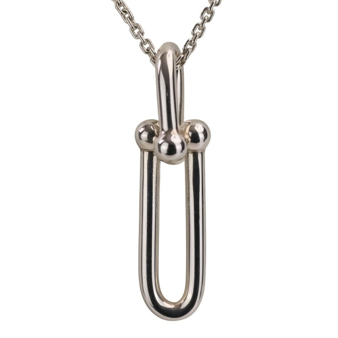 Tiffany & Co. HardWear Link Pendant Chain Necklace, 925 Sterling Silver, Women's: --- Catalog ---Category: SizePendant Size: 34mm x 8mm / 1.33'' x 0.31''Neck Circumference: 45.2 cm / 17.79''Category: DesignColor: SilverGender: WomenMaterial: Silver 925Necklace Type: NecklaceCategor