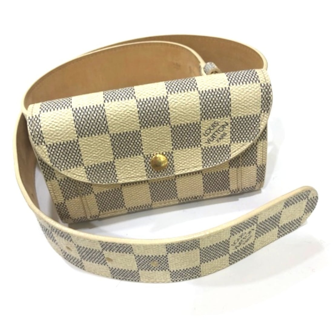 LOUIS VUITTON M9835 Ceinture Pochette Solo Bag, Handbag, Body Waist Damier Azur Canvas, Men's,: --- Catalog ---Category: DesignType: Handbag, Pochette, Sling bagColor: WhiteGender: Men,WomenMaterial: Damier Azur Category: GeneralMPN: M9835Brand: Louis Vuitton--- Item List ---Section: ConditionRa
