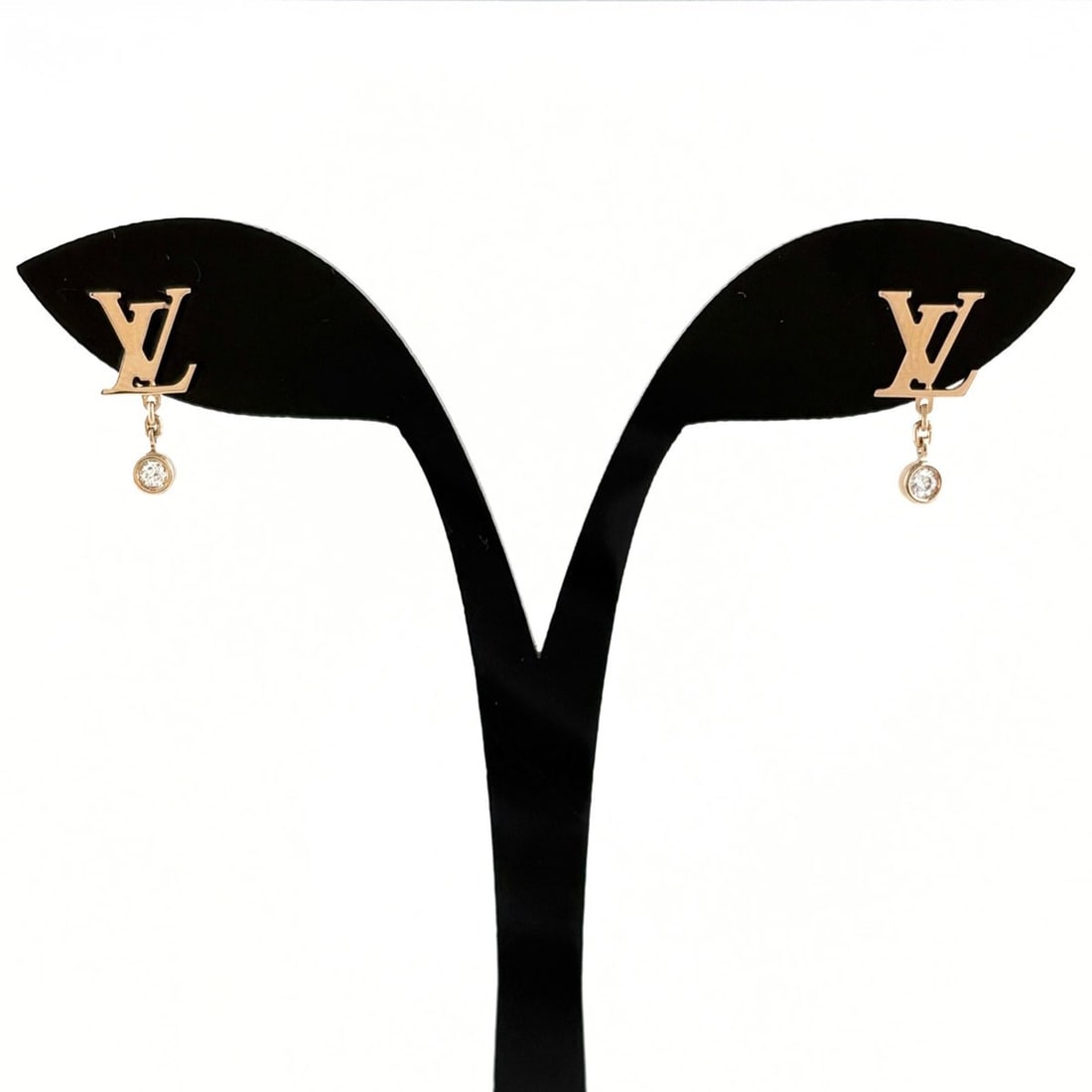 Louis Vuitton Idylle Blossom Earring Set, Pink Gold (PG), Small Diamond Earrings, 750 Diamond,: --- Catalog ---Category: SizeSize (HxWxD): 15.30mm x 7.60mm / 0.60'' x 0.30''Category: DesignType: Drop earringsColor: Pink goldGender: WomenMaterial: Pink gold (18K)Category: GeneralMPN: Q96549Brand:
