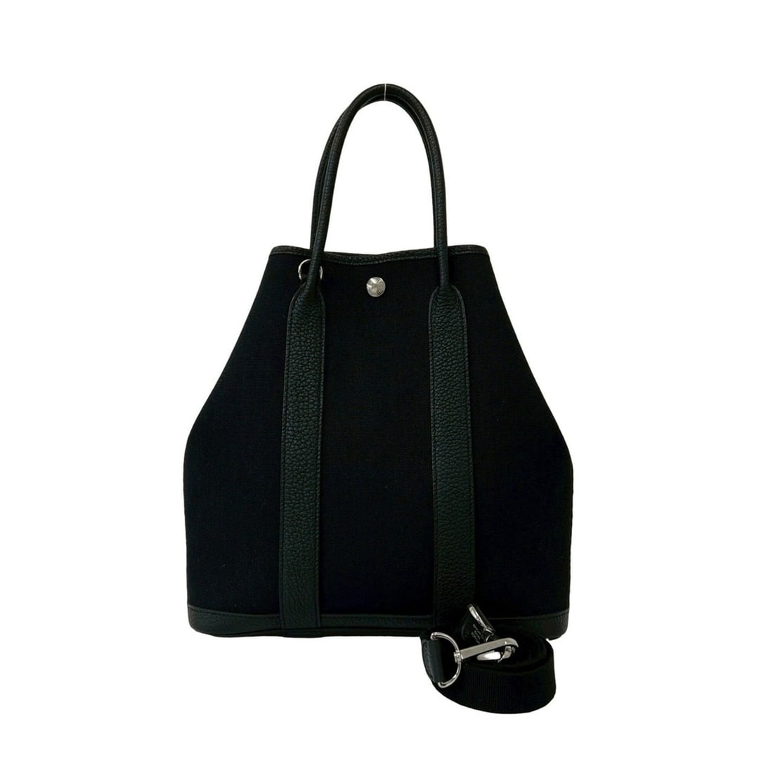 HERMES Garden File PM Negonda Toile Military 2-way Handbag/Shoulder Bag Black 77969: --- Catalog ---Category: SizeSize (HxWxD): 28cm x 28cm x 8cm / 11.02'' x 11.02'' x 3.14''Category: DesignType: Handbag, Shoulder bagColor: BlackGender: WomenMaterial: Negonda leather Category: General