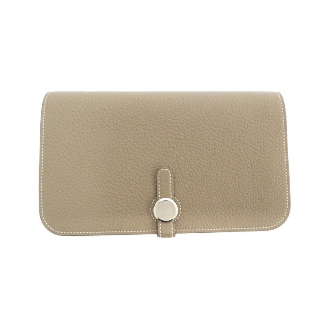 Hermes Dogon Duo 043070CK Wallet: --- Catalog ---Category: SizeSize (HxWxD): 12cm x 20cm x 2cm / 4.72'' x 7.87'' x 0.78''Category: DesignType: Long wallet (bi-fold)Color: Etoupe grayGender: WomenMaterial: Togo leather Category: Genera