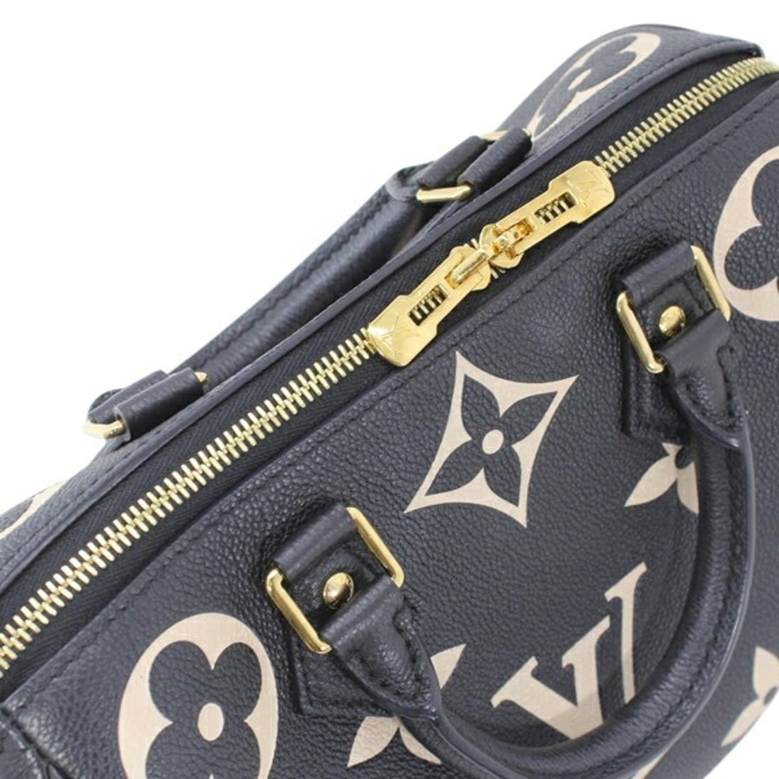 Chanel 64978 Brooch - 11