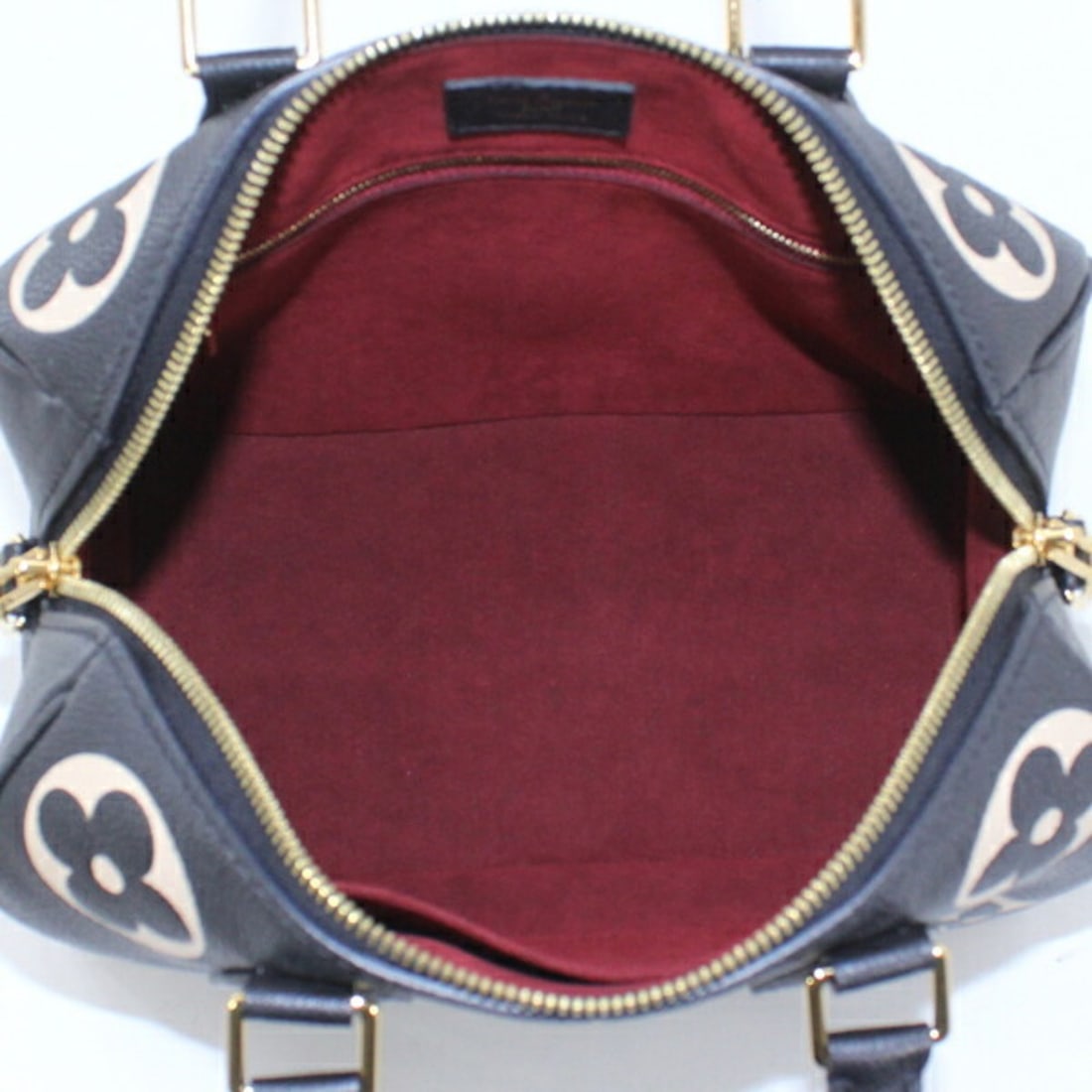 Chanel 64978 Brooch - 12