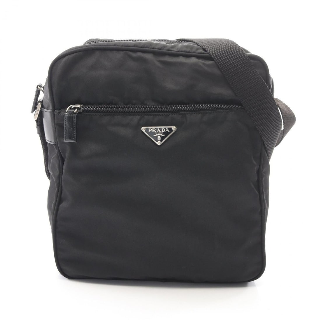 Prada Triangle Logo Shoulder Bag/Handbag, Nylon/Leather, Men's/Women's, Black: --- Catalog ---Category: SizeSize (HxWxD): 27cm x 24cm x 8cm / 10.62'' x 9.44'' x 3.14''Category: DesignType: Handbag, Shoulder bagColor: BlackGender: Men,WomenMaterial: Nylon , Leather Category: Gene